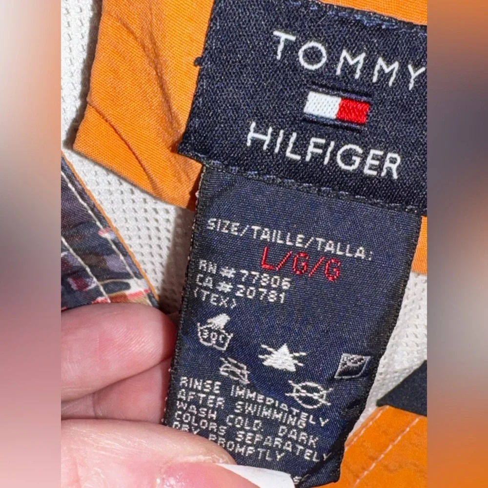 VTG Tommy Hilfiger Mens Lined Board Shorts plaid with palm trees Size LARGE - Picture 4 of 10